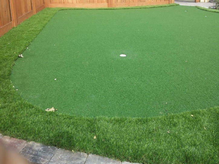 Fake Grass Kenilworth, Utah Outdoor Putting Green